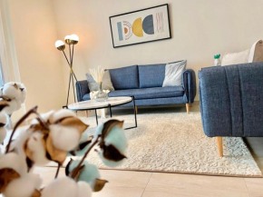 Elite LUX Holiday Homes - Two Bedroom Apartment Direct Metro Access in Al Furjan, Dubai